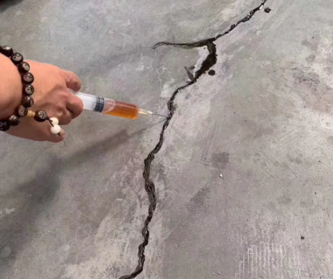 乡宁混凝土裂缝修补技术详解​